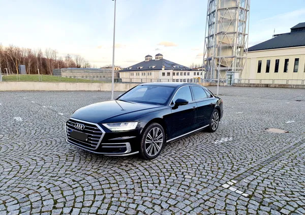 audi a8 Audi A8 cena 199996 przebieg: 260000, rok produkcji 2018 z Wałbrzych